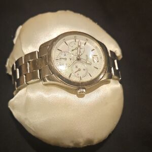 Guess Silver Women's Watch